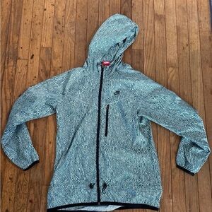 Nike Zebra-Striped Hooded Windbreaker - Teal & White